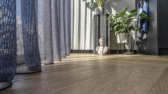 Het verschil tussen click PVC en plak PVC